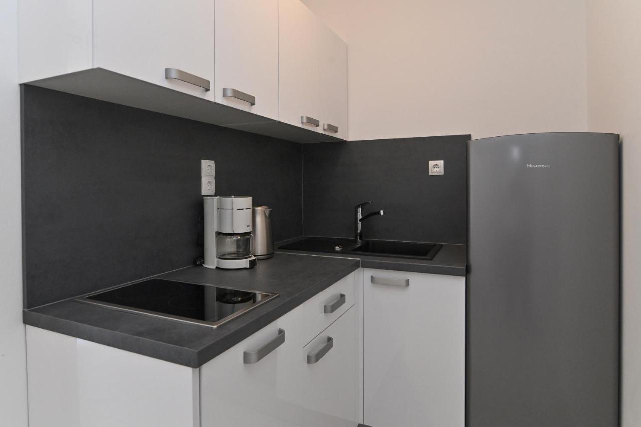 Rooms & Apartments Jadranka บัชกา ภายนอก รูปภาพ