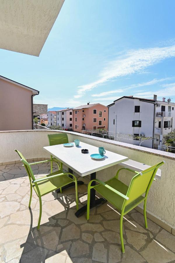Rooms & Apartments Jadranka บัชกา ภายนอก รูปภาพ